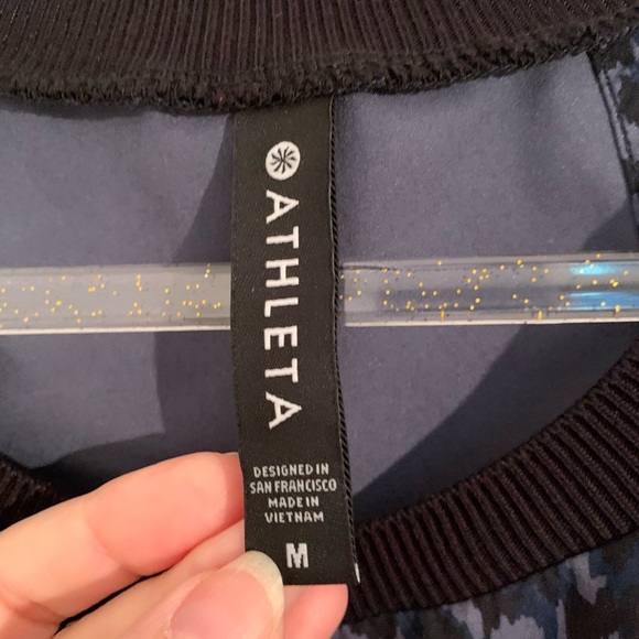 Athleta Zephyr Leopard Print workout tank top size Medium - Picture 2 of 5